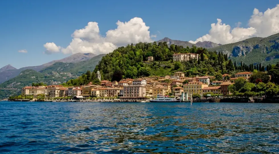 tour del centro lago